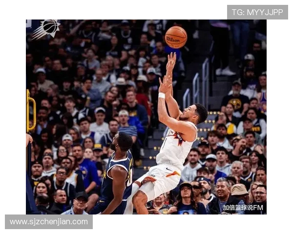 布克表示太阳队焕然一新全队已将上赛季的遗憾抛诸脑后